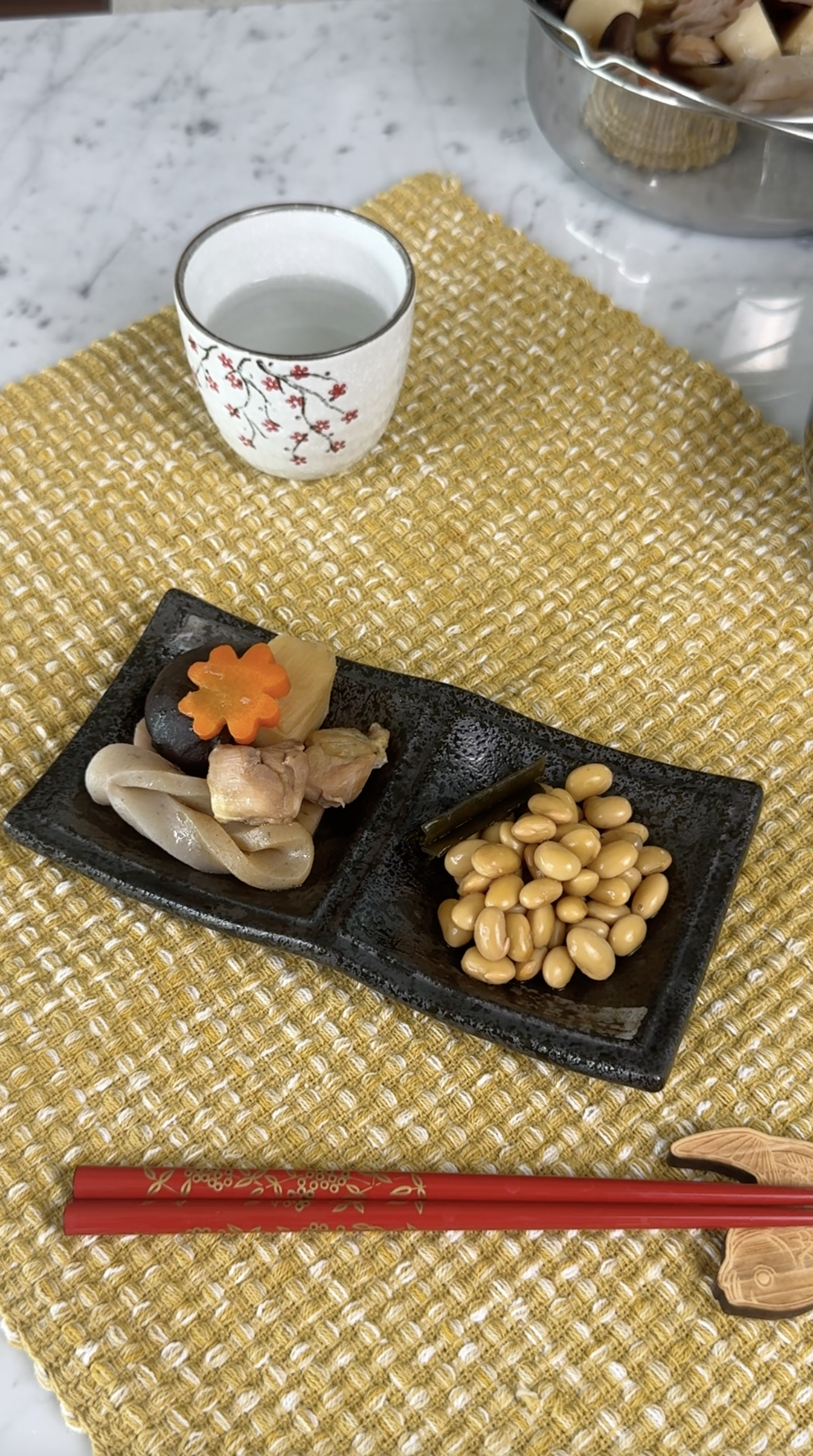 使用朝日零秒活力鍋一鍋完成昆布黃豆與筑前煮